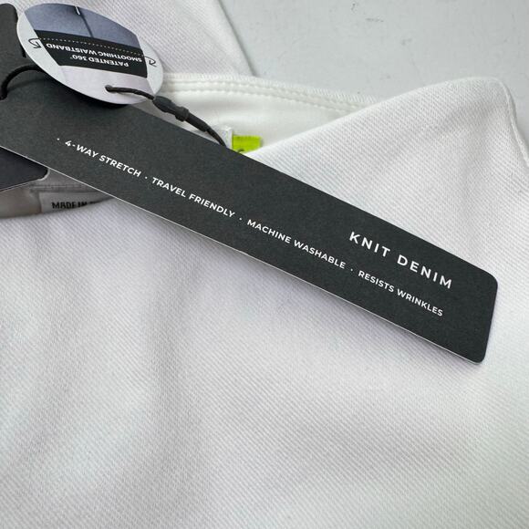 NWT Lysse White Scallop Hem Denim Cropped Pants Mid Rise Bofy Fit Womens Size S - Picture 10 of 11